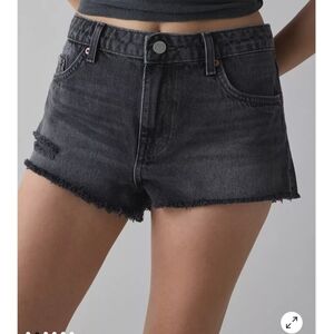 BDG Black Georgie Jean Shorts ♥️